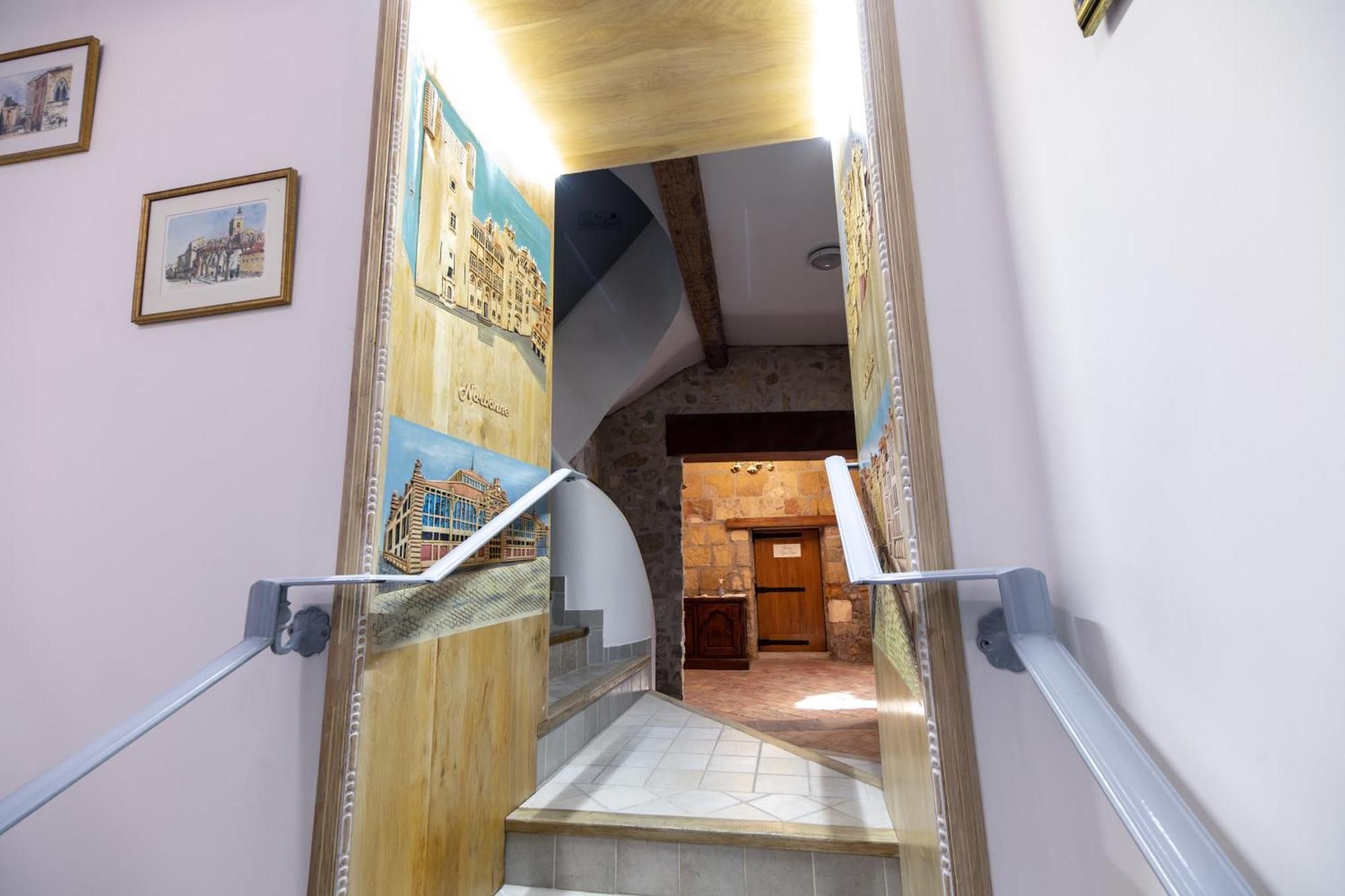 Chambre Familiale Du Couvent Нарбонна Экстерьер фото